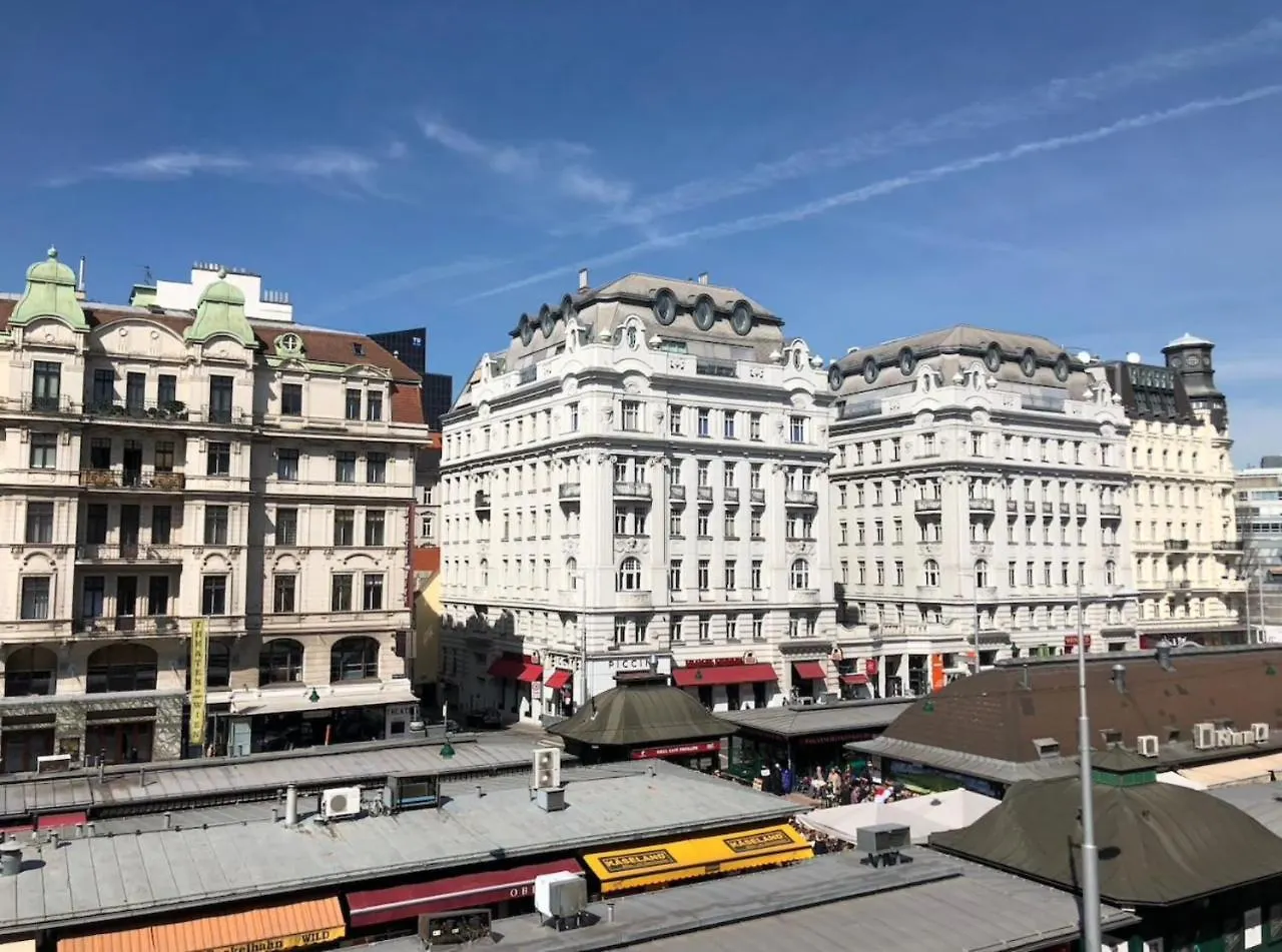 Bright, Lovely And Quiet Apartment At The Heart Of Vienna, Nachmarkt, City Center Viena