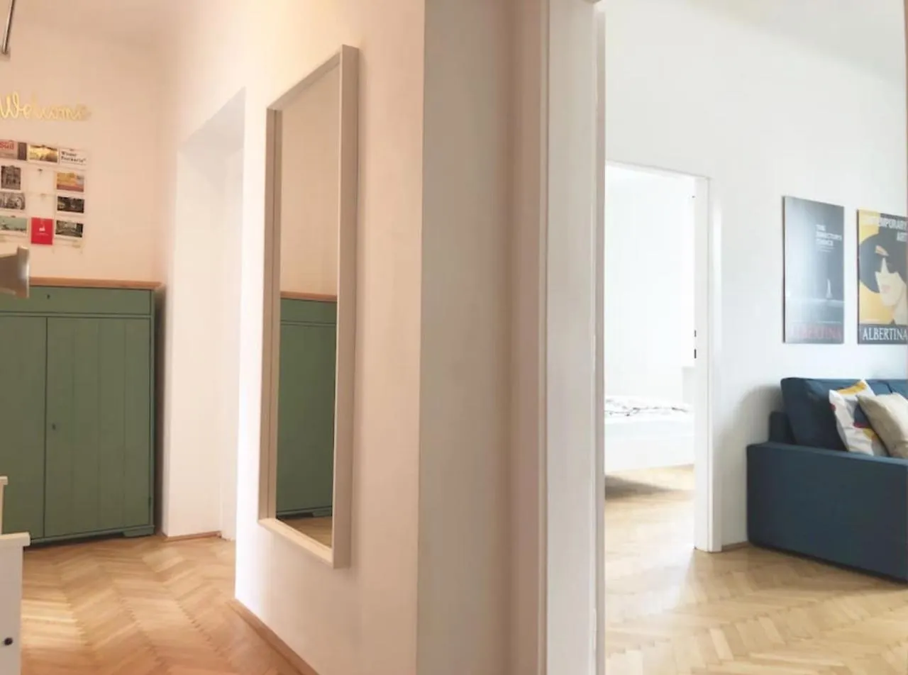 Bright, Lovely And Quiet Apartment At The Heart Of Vienna, Nachmarkt, City Center Áustria